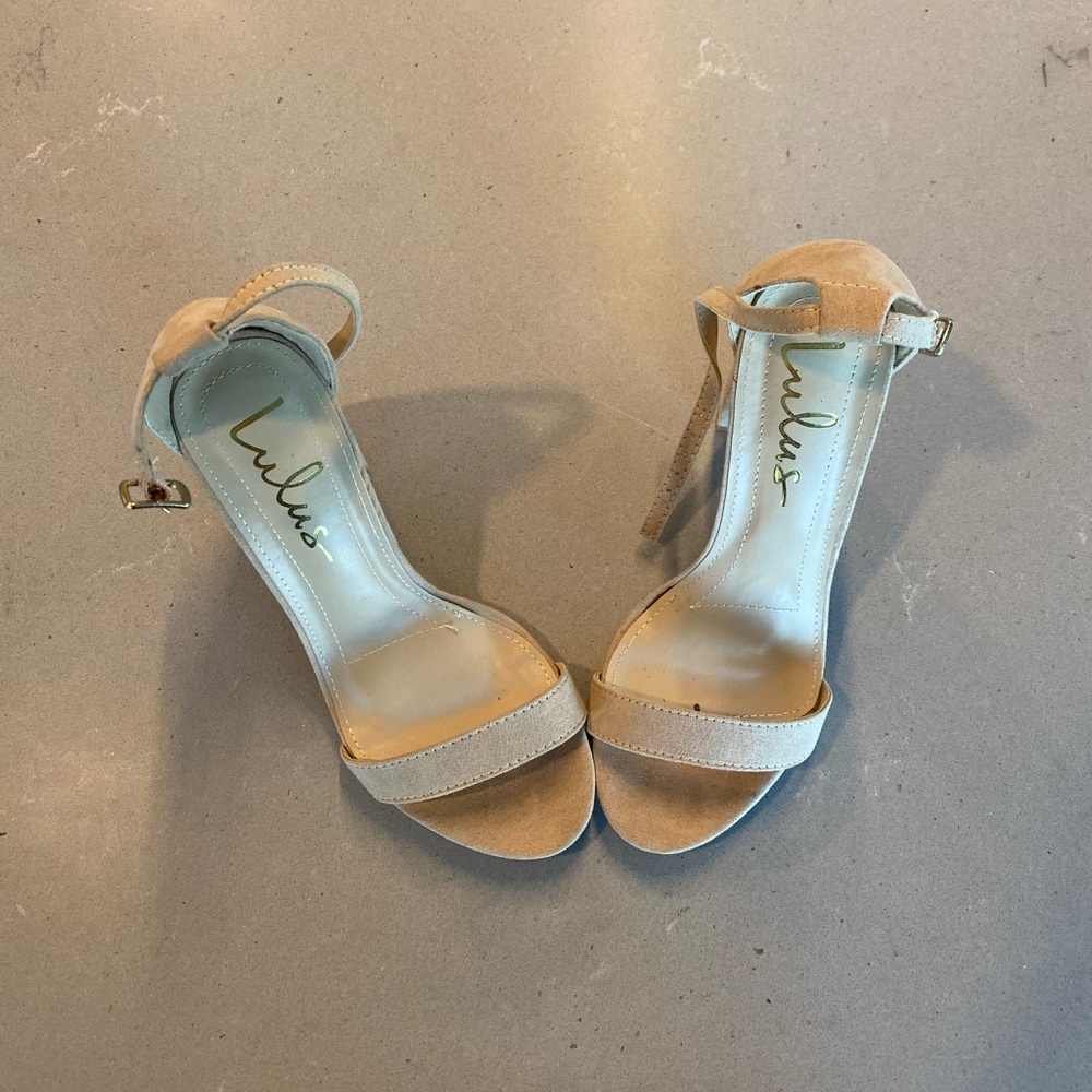 Cream open toe pumps